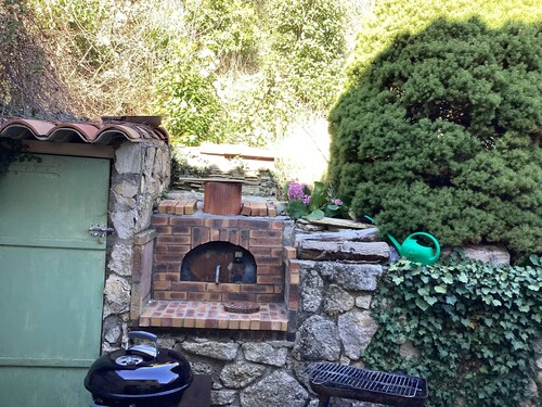 Homerez - Maison charmante à Vachères avec vue sur la montagne