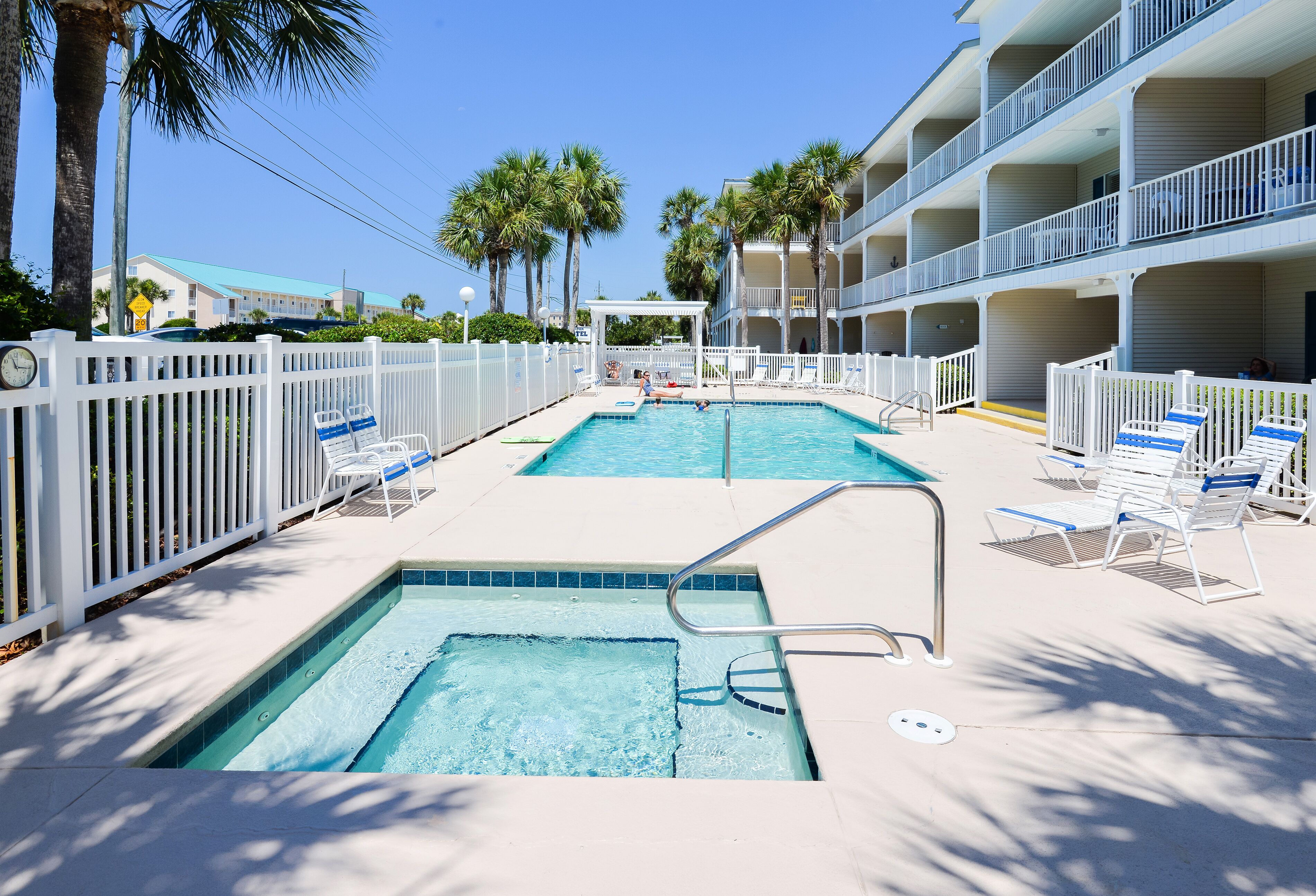 Gulf Views | Steps to the Beach | Private Balcony | Ground Floor