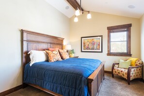 4 Schlafzimmer, Bügeleisen/Bügelbrett, kostenloses WLAN, Bettwäsche