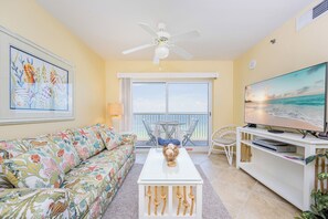 TV - BEACH FRONT! Two Bedroom at Tradewinds! (Orange Beach)