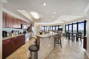 Fridge, microwave, oven, stovetop - Direct Beachfront LazyRiver-Waterslide-Splashpad-Pool Bar-Walk to Restaurants (Orange Beach)