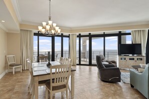 Smart TV, DVD player