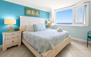 2 bedrooms, iron/ironing board, free WiFi, bed sheets - The Islander 604 Complimentary Beach (Seasonally) Heated Pool (Destin)