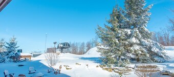 Lazy Bear Chalet - Ski in / ski out home bovenop Wisp Resort