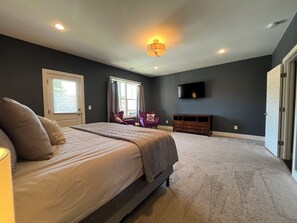 4 habitaciones, tabla de planchar con plancha y wifi gratis