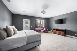 3 bedrooms, iron/ironing board, free WiFi, bed sheets