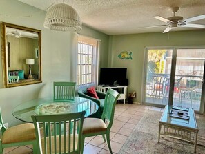 Unclassified image, 5 of 33, button