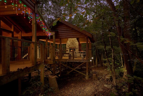 Terrace/patio - Creeksong: Creekside, Fire Pit, Outdoor Living (Gatlinburg)