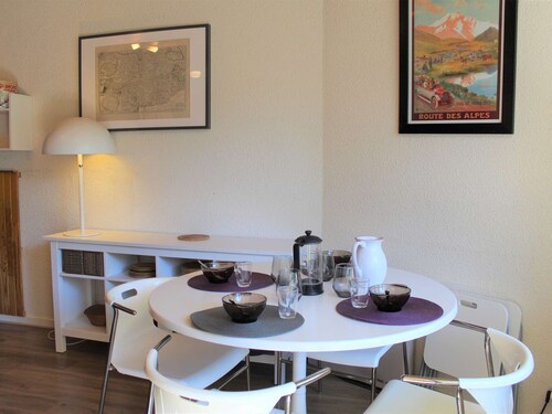Cozy Mountain Studio, Sleeps 4, Near Slopes and Shops