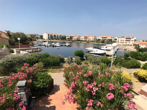 Pavillon 6 personnes avec terrasse, parking et TV - Port Barcarès