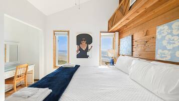 4 bedrooms, iron/ironing board, WiFi (free), bed sheets