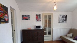 Interior - T2 Apartment with Terrace, Air Conditioning and Parking 200m from Beach (Argelès-sur-Mer)