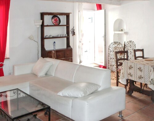 Homerez - Haus in Saintes-Maries-de-la-Mer.