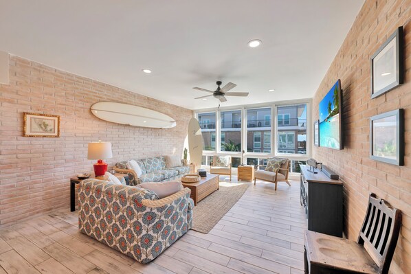 Televisor i reproductor de DVD 