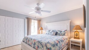 3 chambres, fer et planche à repasser, Wi-Fi gratuit, draps fournis