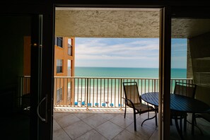 Outdoor dining - SUMMER SPECIAL Direct Beachfront!! MILLION View (Indian Shores)