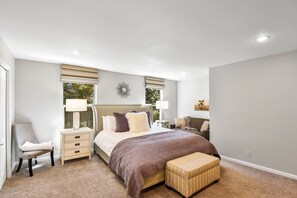 4 bedrooms, iron/ironing board, travel cot, WiFi