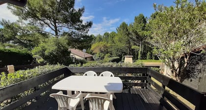 Modern House Close to Forest and Ocean with Garden, Terrace, and BBQ