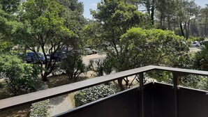 Property grounds - Cozy Studio Near Ocean, Shops & Market in Seignosse (Seignosse)