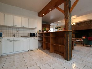 Fridge, microwave, dishwasher