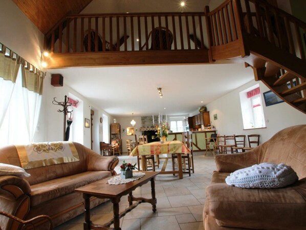 TV, fireplace, table football, stereo