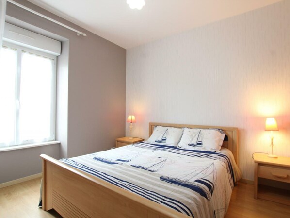 3 bedrooms, free WiFi, bed sheets