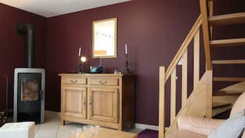 Télévision, cheminée