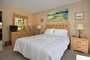 1 bedroom, iron/ironing board, travel crib, WiFi