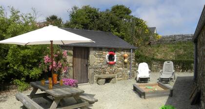 Charming village house in La Hague, pets allowed and parking