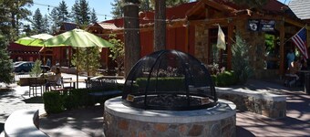 Almost Summit by Destination Big Bear : Hot Tub! Near Snow Summit! Wifi! Adorable! Large Yard! Cable TV! Fireplace!