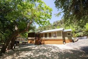 Exterior - PRD 888 Ponderosa Cabin (New Braunfels)