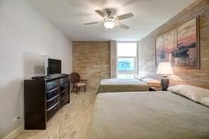 2 Schlafzimmer, Bügeleisen/Bügelbrett, kostenloses WLAN, Bettwäsche