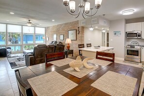 Fridge, microwave, oven, stovetop - Fabulous condo on the Ship Channel! Gated Community, Private Pier & Pool! (Port Aransas)