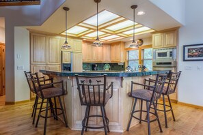 Fridge, microwave, oven, stovetop - BIGL18 - Luxury Cabin with Hot Tub, A/C & Forest Views (Sunriver)