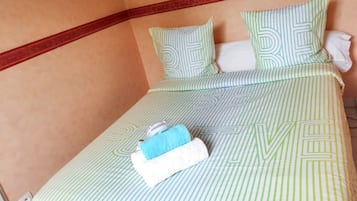 2 bedrooms, iron/ironing board
