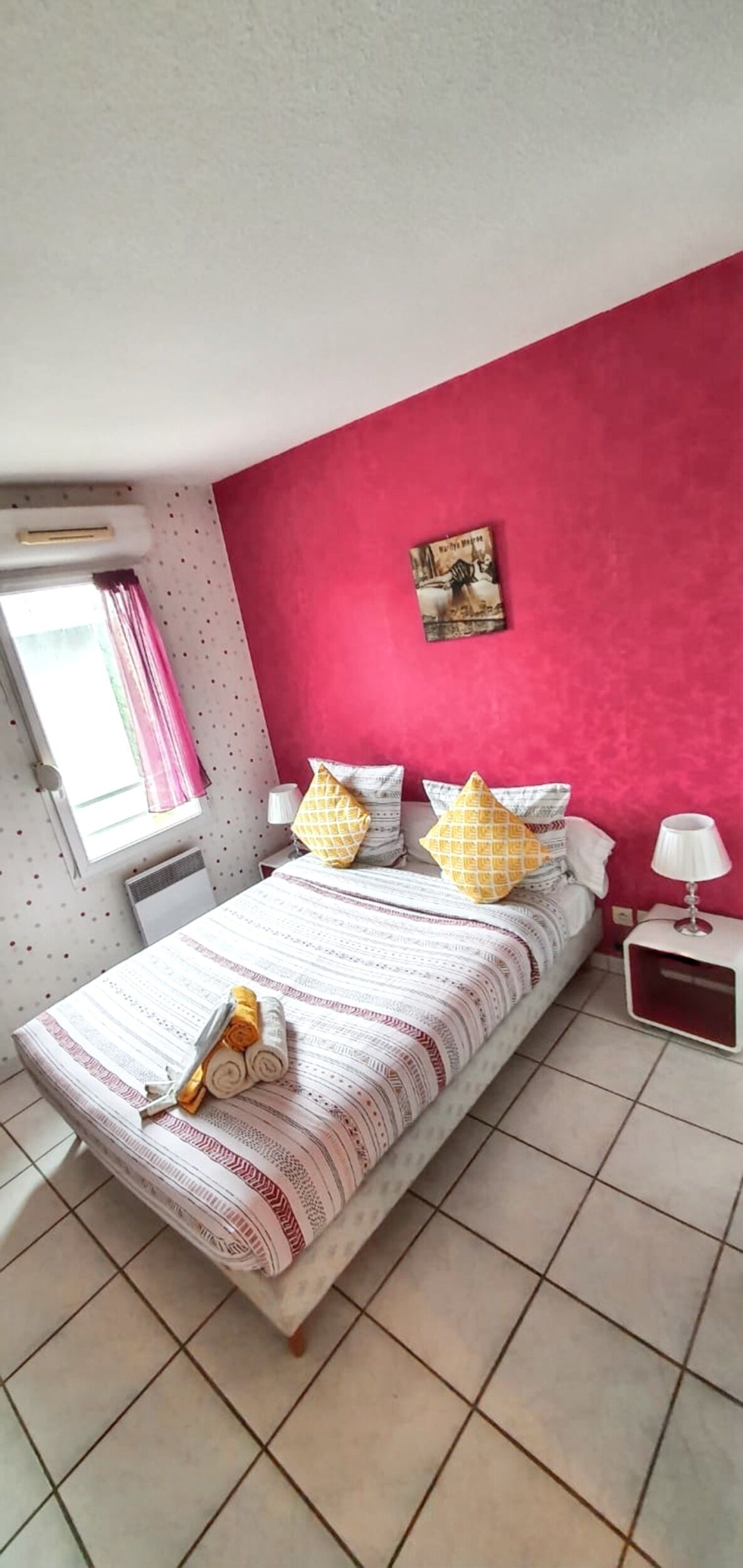 2 bedrooms, iron/ironing board