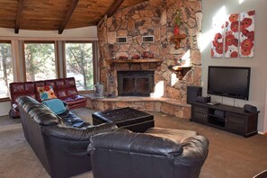 TV, fireplace, DVD player, stereo