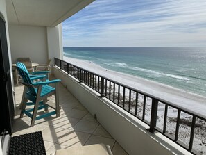 Property grounds - "Breakers East 903"~Gulf Front 2Bdrm/2 baths Beach setup included (Destin)