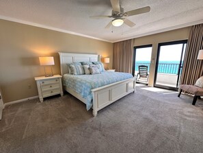 2 bedrooms, iron/ironing board, internet, bed sheets - "Breakers East 1006" Gulf Front 2BR/2BA~Beach setup included (Destin)