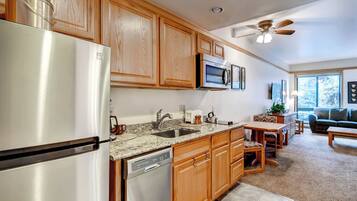 Fridge, microwave, oven, dishwasher