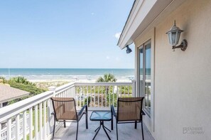 Property grounds - 21 Heron - Oceanfront Home, Private Boardwalk, Large Pool (Hilton Head Island)