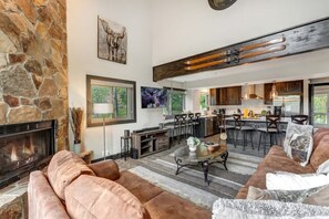 TV, fireplace, offices