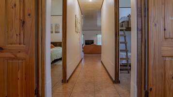 4 chambres, coffres-forts dans les chambres, Wi-Fi gratuit