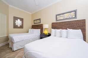 3 室のベッドルーム、アイロン / アイロン台、WiFi (無料)、ベッドシーツ