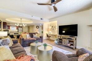 TV, fireplace, DVD player