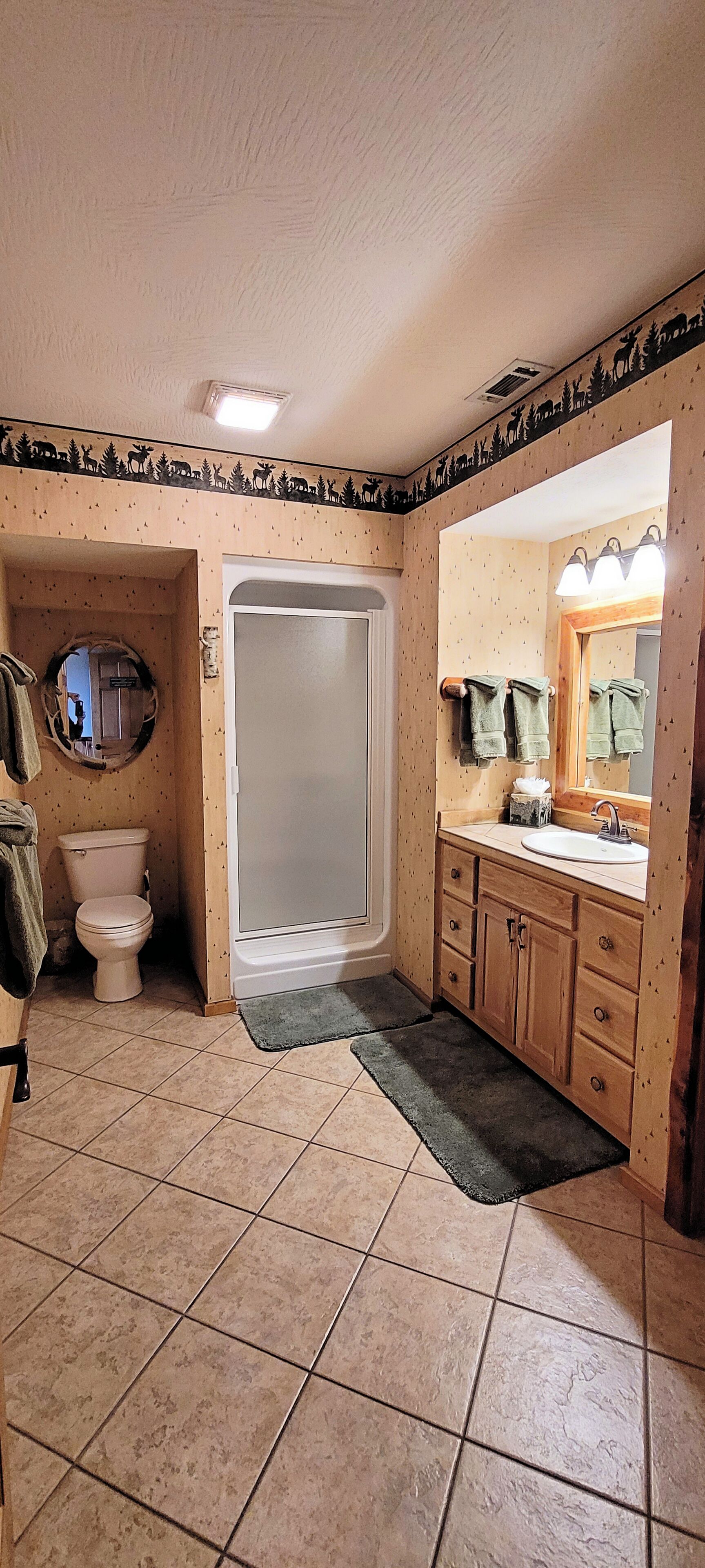 Bruser, boblebadekar, hårtørrer, håndklæder