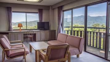 家庭房, 吸烟房 (Hotel Laforet Shuzenji, Center-House) | 客厅 | 平板电视