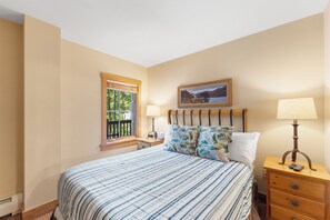 1 camera, ferro/asse da stiro, Wi-Fi, lenzuola