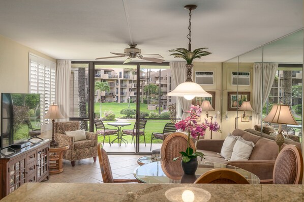 Televisión, futbolito y estéreo 