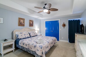 3 bedrooms, iron/ironing board, free WiFi, bed sheets - Perfectly Positioned: Banana Bay Resort's Home Close to Everything You Need! (Pensacola)